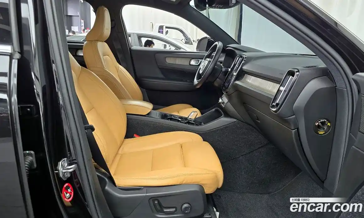 Volvo XC40 2019 2.0 гидро в Москве № 1836879, фото 17