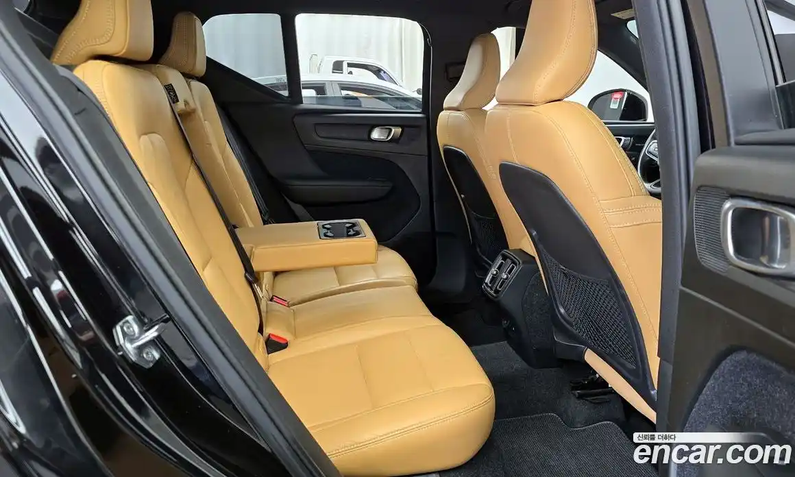 Volvo XC40 2019 2.0 гидро в Москве № 1836879, фото 18