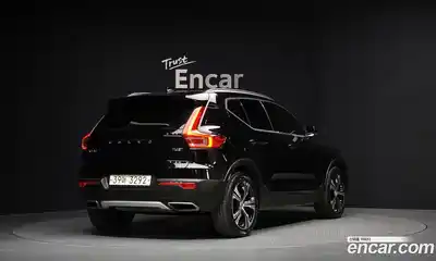 Volvo XC40 2019 2.0 гидро в Москве № 1836879, миниатюра 2