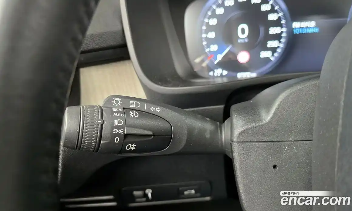 Volvo XC40 2019 2.0 гидро в Москве № 1836879, фото 29