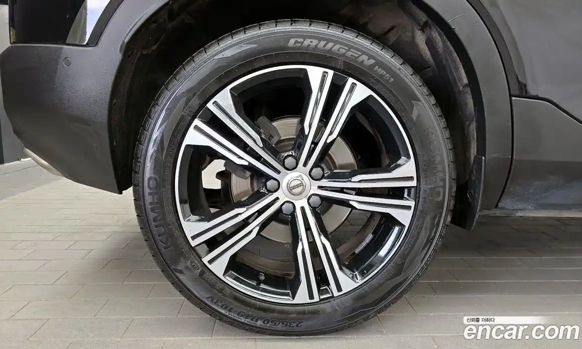 Volvo XC40 2019 2.0 гидро в Москве № 1836879, фото 5