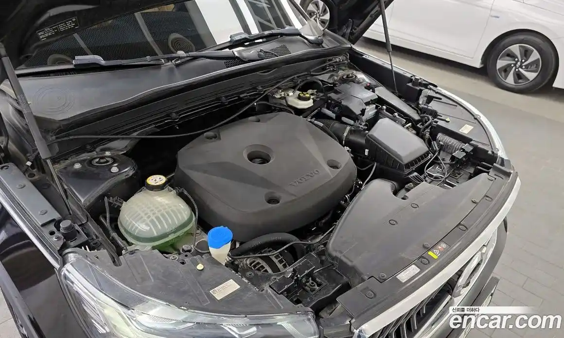 Volvo XC40 2019 2.0 гидро в Москве № 1836879, фото 6