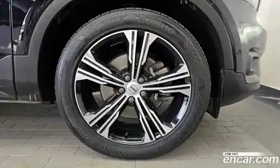 Volvo XC40 2019 2.0 гидро в Москве № 1836879, миниатюра 7