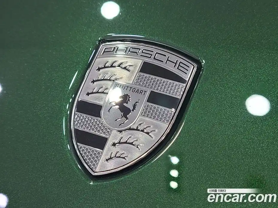 Porsche Taycan 2025 0.1 гидро в Москве № 1837188, фото 18