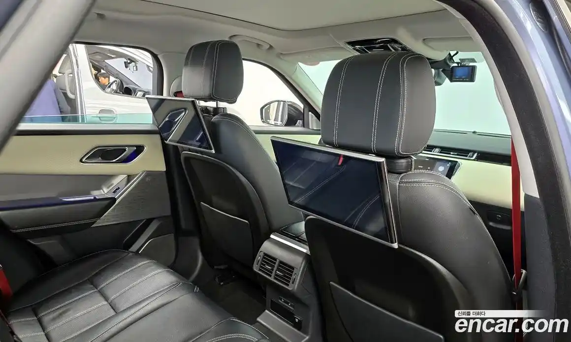 Land Rover Range-Rover Velar 2017 2.0 гидро в Москве № 1837369, фото 19