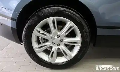 Land Rover Range-Rover Velar 2017 2.0 гидро в Москве № 1837369, миниатюра 5