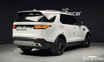 Land Rover Discovery 2017 3.0 гидро в Москве № 1837394, миниатюра 2