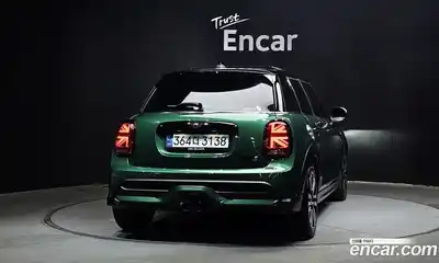 Mini Cooper 2024 2.0 гидро в Москве № 1837550, миниатюра 4