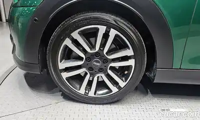 Mini Cooper 2024 2.0 гидро в Москве № 1837550, миниатюра 5
