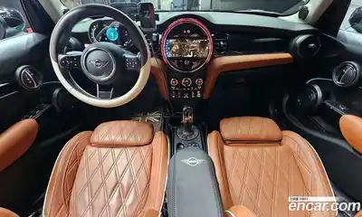 Mini Cooper 2024 2.0 гидро в Москве № 1837550, миниатюра 10