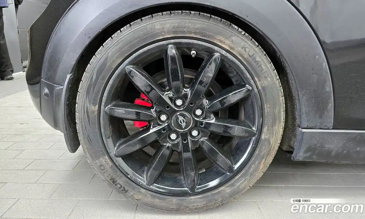 Mini Cooper Convertible 2016 2.0 гидро в Москве № 1837678, фото 5