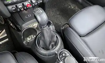 Mini Cooper Convertible 2016 2.0 гидро в Москве № 1837678, миниатюра 9