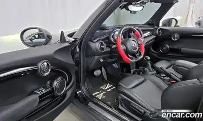 Mini Cooper Convertible 2016 2.0 гидро в Москве № 1837678, миниатюра 10