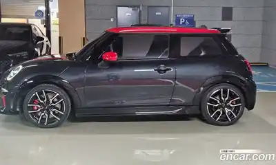 Mini Cooper 2025 2.0 гидро в Москве № 1837744, миниатюра 3