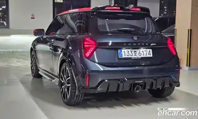 Mini Cooper 2025 2.0 гидро в Москве № 1837744, миниатюра 4