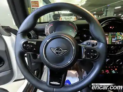 Mini Cooper 2023 2.0 гидро в Москве № 1837760, миниатюра 8