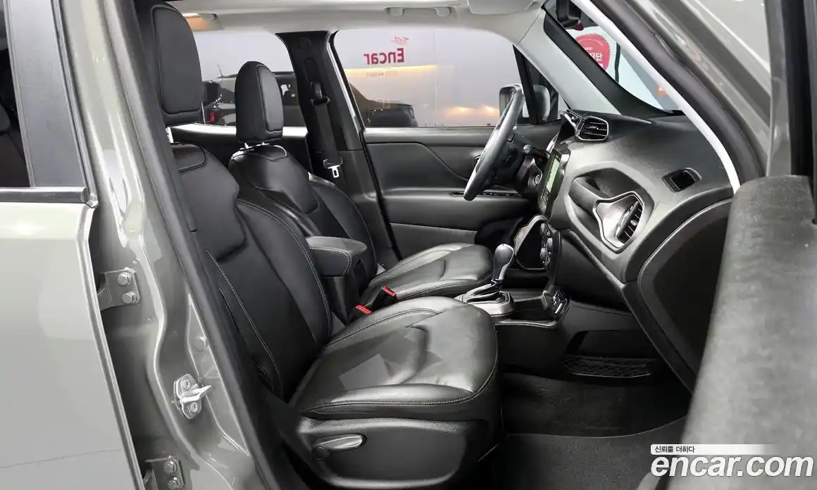 Jeep Renegade 2022 1.3 гидро в Москве № 1838311, фото 17