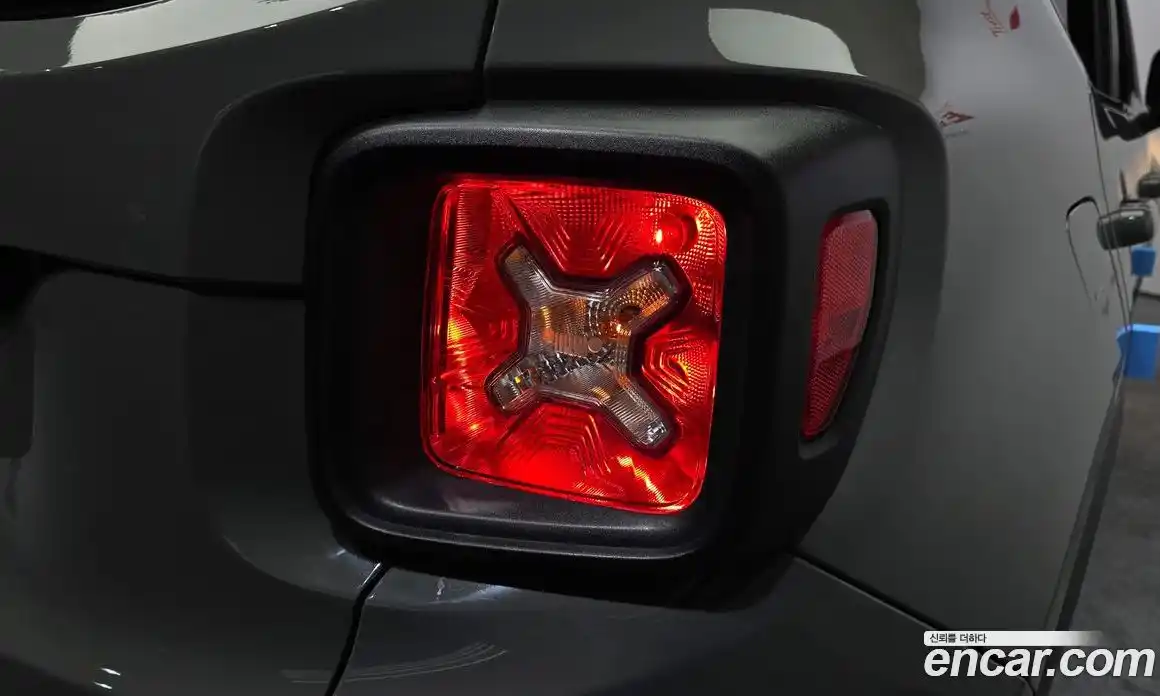 Jeep Renegade 2022 1.3 гидро в Москве № 1838311, фото 9