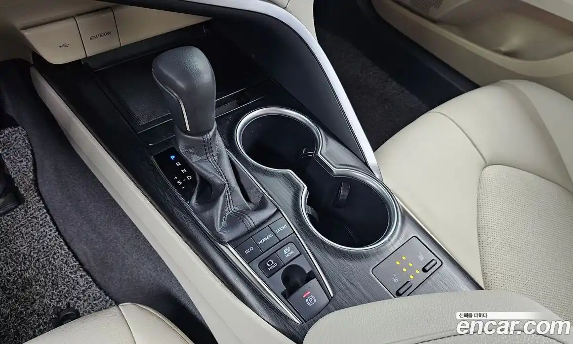 Toyota Camry 2024 2.5 гидро в Москве № 1838489, фото 12