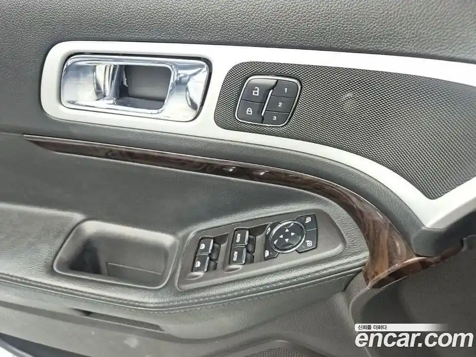 Ford Explorer 2015 3.5 гидро в Москве № 1839051, фото 17