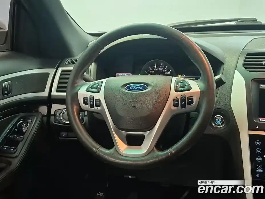 Ford Explorer 2015 3.5 гидро в Москве № 1839051, фото 9