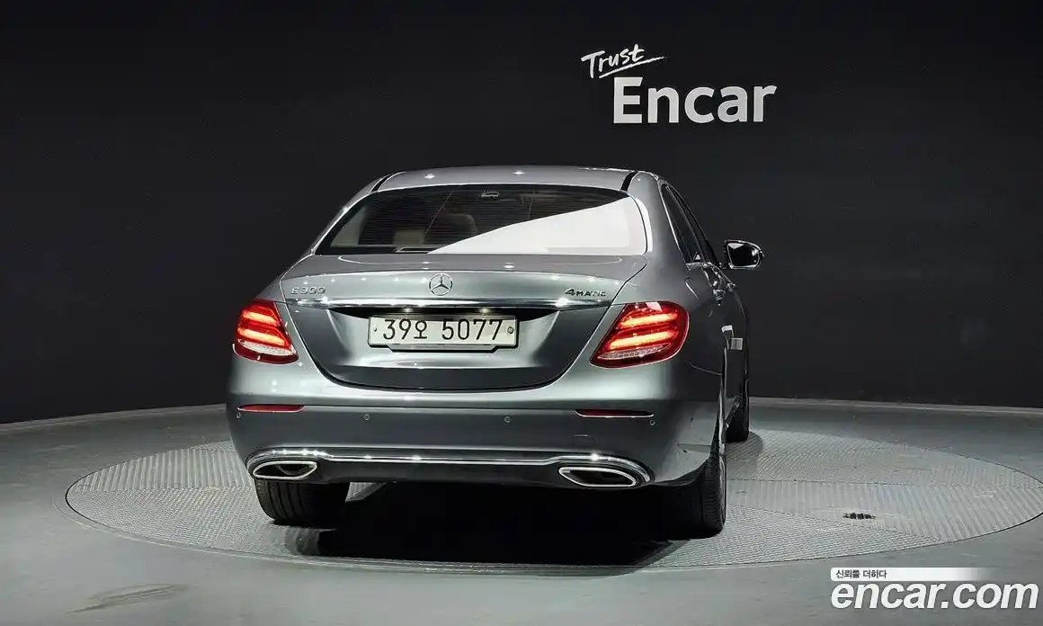 Mercedes-Benz E-Class 2019 2.0 гидро в Москве № 212114, фото 4