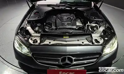 Mercedes-Benz E-Class 2019 2.0 гидро в Москве № 212114, миниатюра 6
