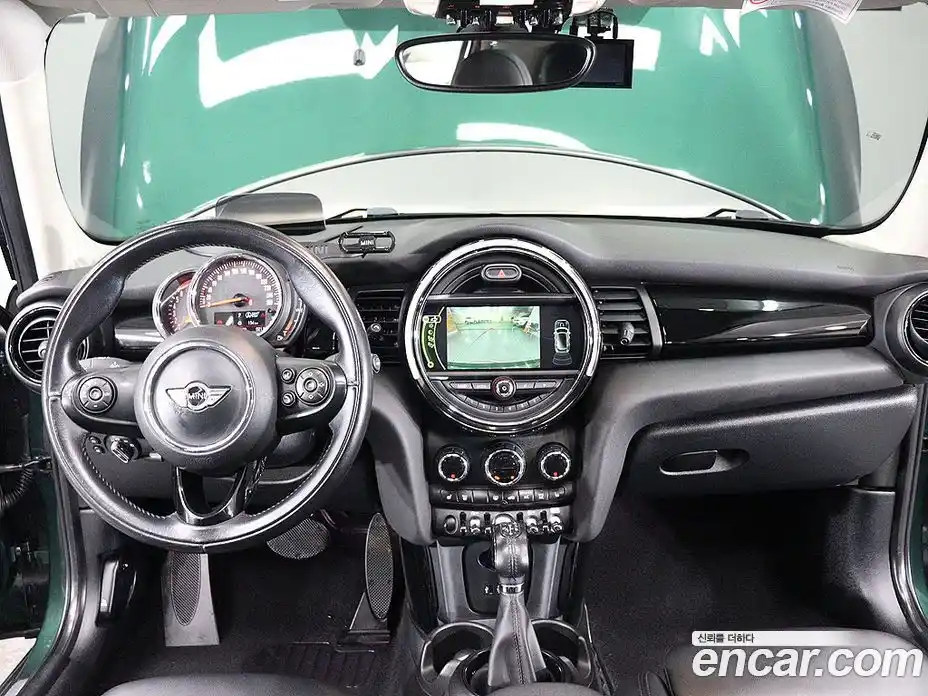 Mini Cooper 2018 1.5 гидро в Москве № 861623, фото 5