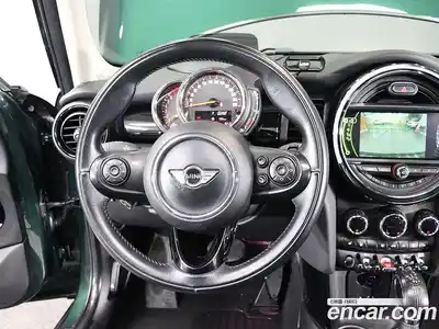 Mini Cooper 2018 1.5 гидро в Москве № 861623, миниатюра 6