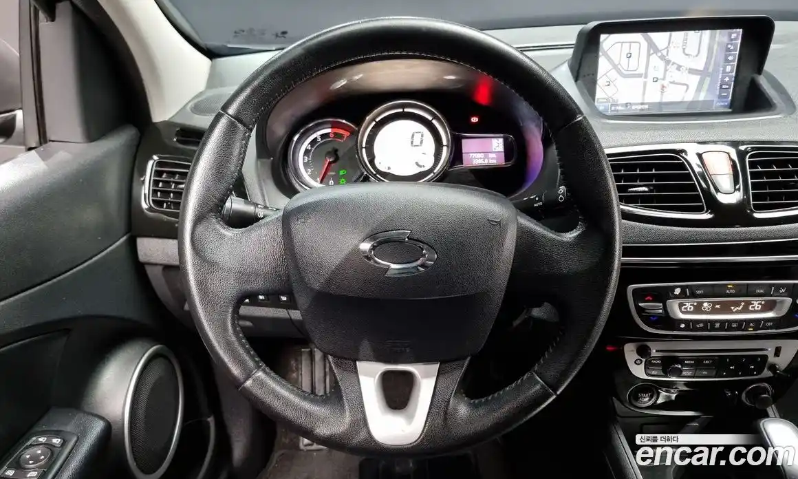 Renault SM3 2015 1.6 гидро в Москве № 106578, фото 13