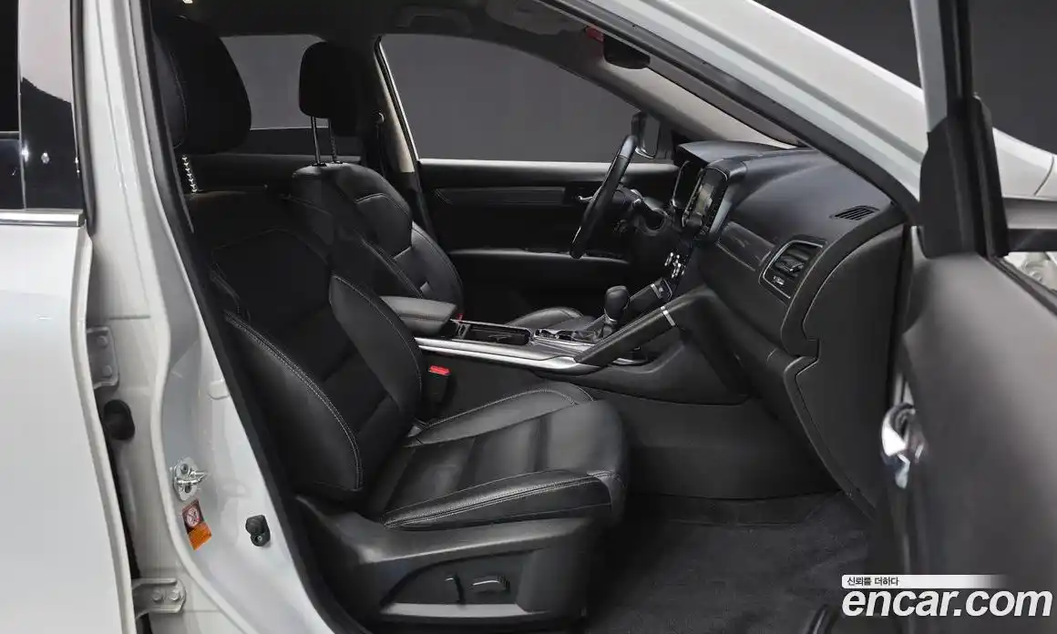 Renault QM6 2018 2.0 гидро в Москве № 107445, фото 11