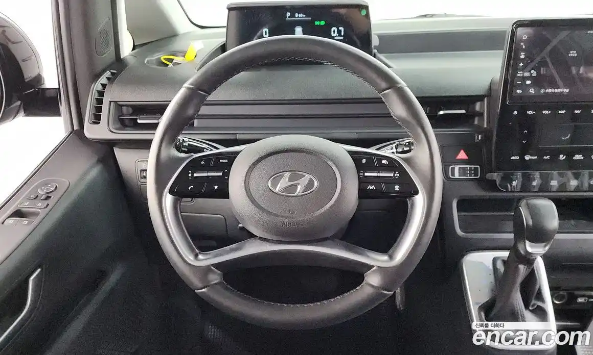 Hyundai Staria 2023 2.2 гидро в Москве № 126930, фото 13