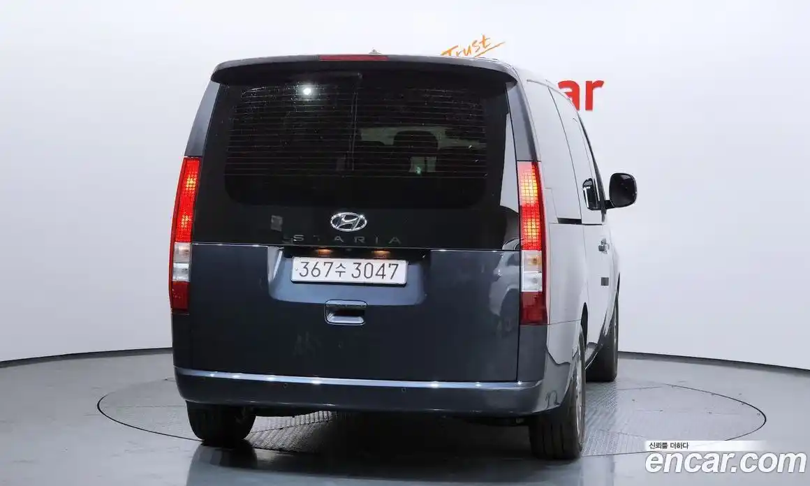 Hyundai Staria 2023 2.2 гидро в Москве № 126930, фото 4