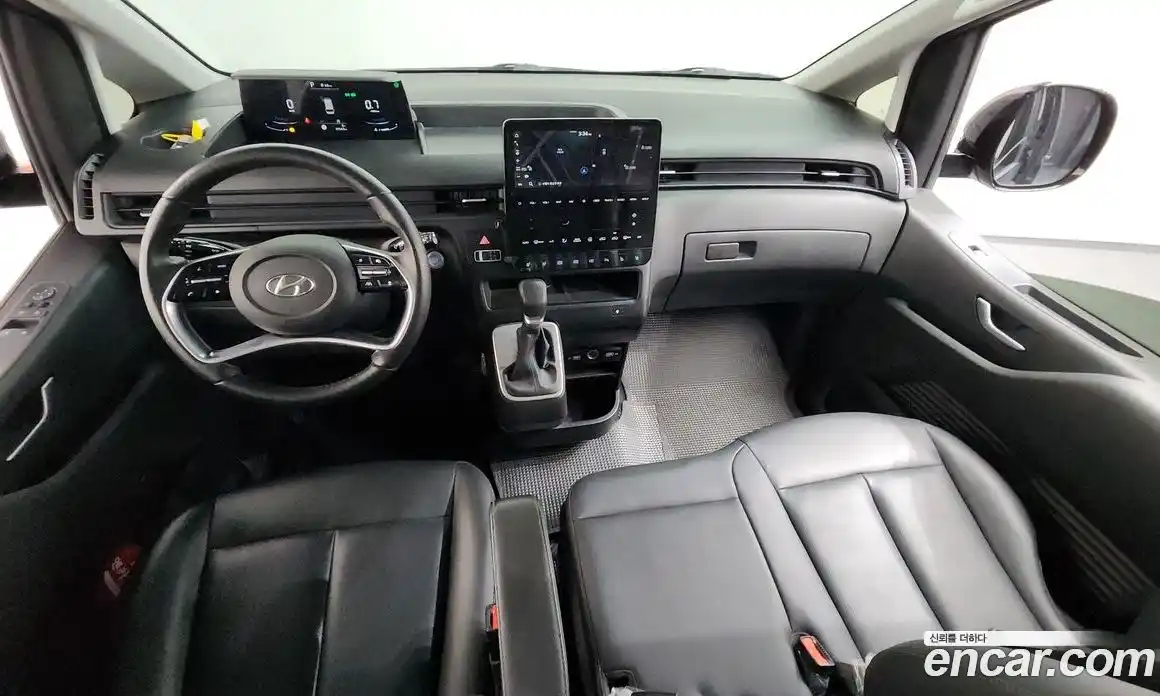 Hyundai Staria 2023 2.2 гидро в Москве № 126930, фото 7