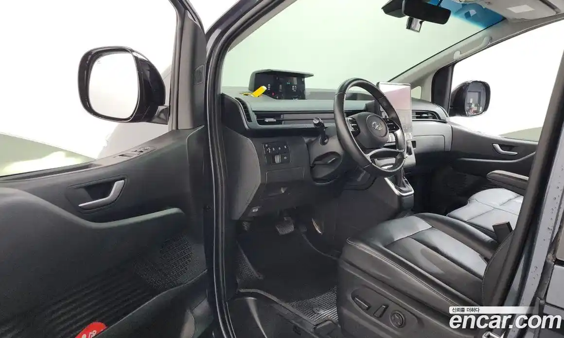 Hyundai Staria 2023 2.2 гидро в Москве № 126930, фото 10