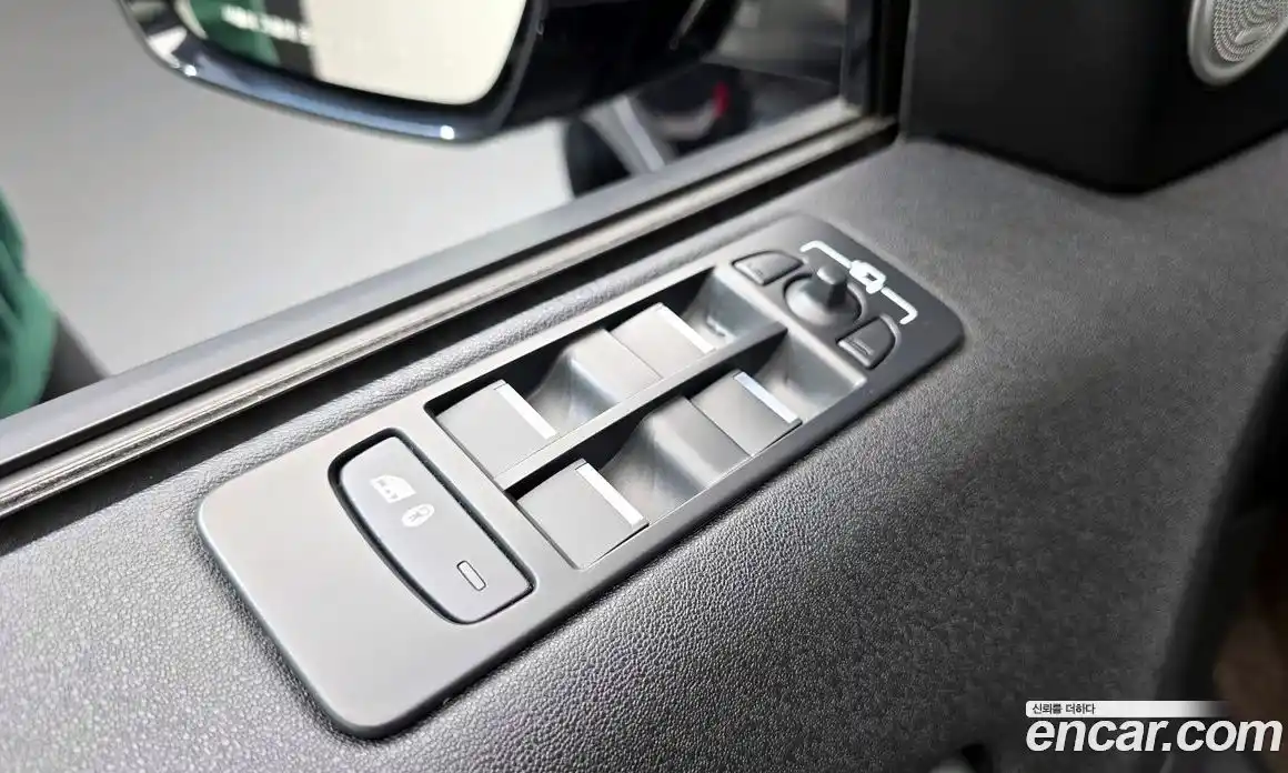 Land Rover Discovery Sport 2019 2.0 гидро в Москве № 1293098, фото 20