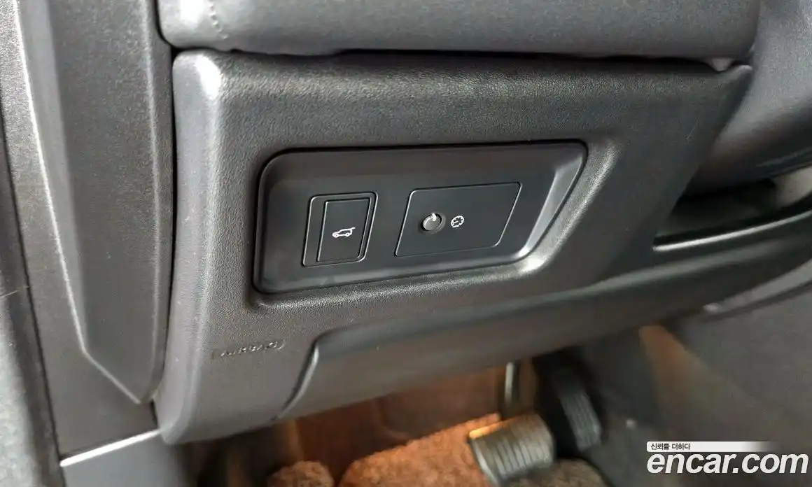 Land Rover Discovery Sport 2019 2.0 гидро в Москве № 1293098, фото 21