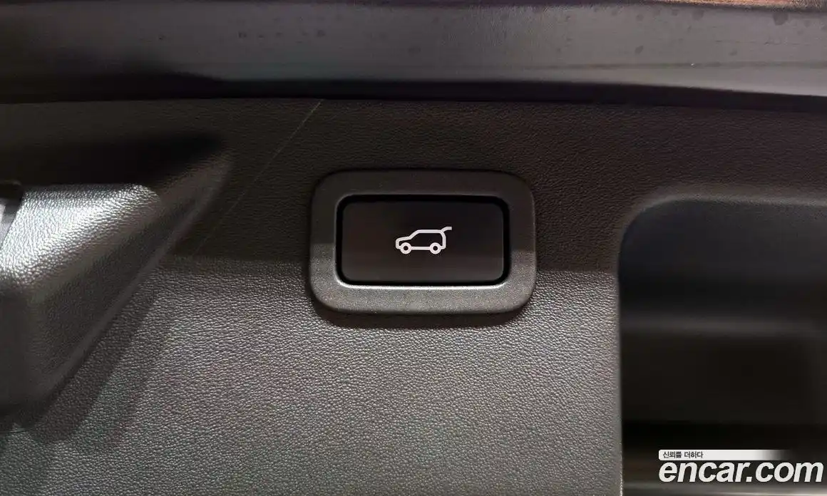 Land Rover Discovery Sport 2019 2.0 гидро в Москве № 1293098, фото 26