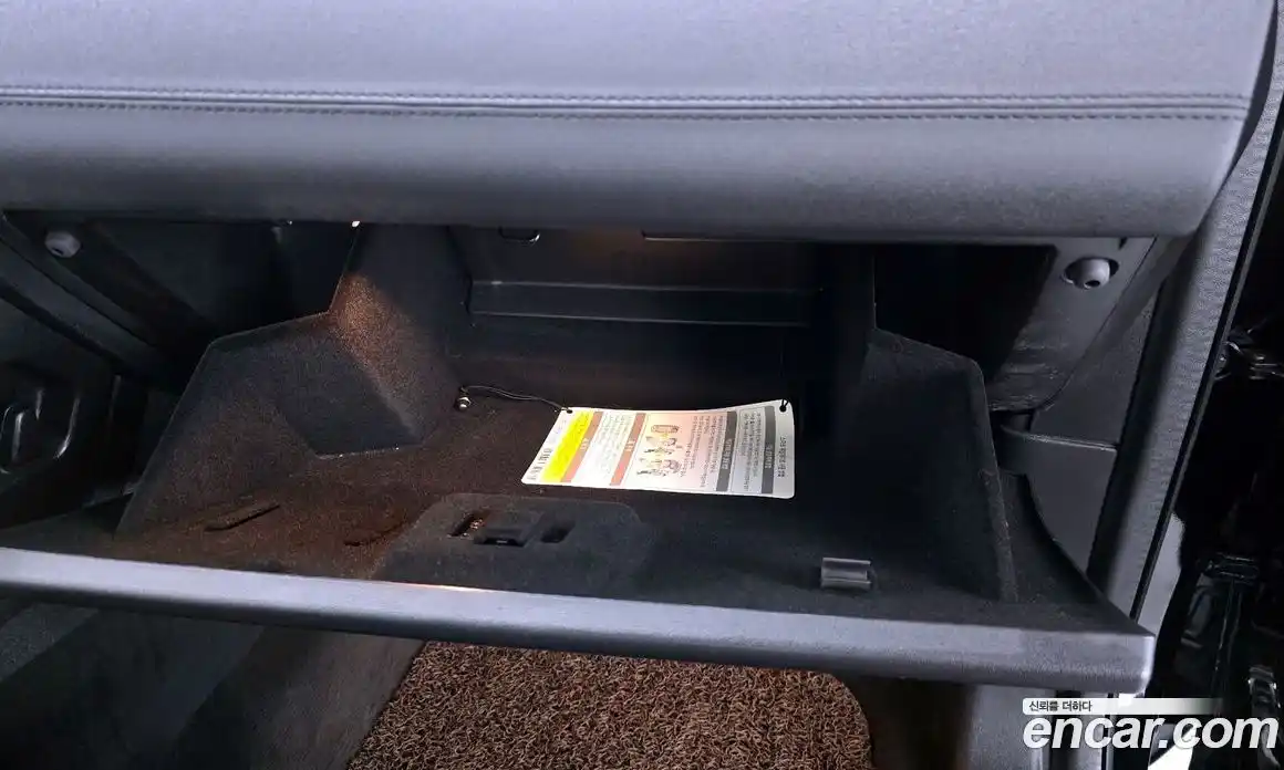 Land Rover Discovery Sport 2019 2.0 гидро в Москве № 1293098, фото 31