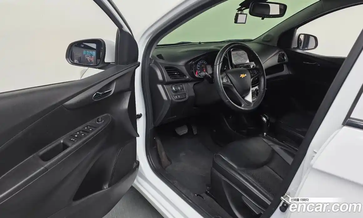 Chevrolet Spark 2017 1.0 гидро в Москве № 1320205, фото 13