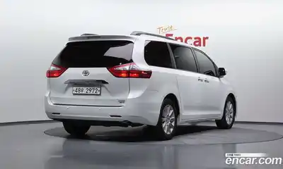Toyota Sienna 2015 3.5 гидро в Москве № 1323864, миниатюра 2