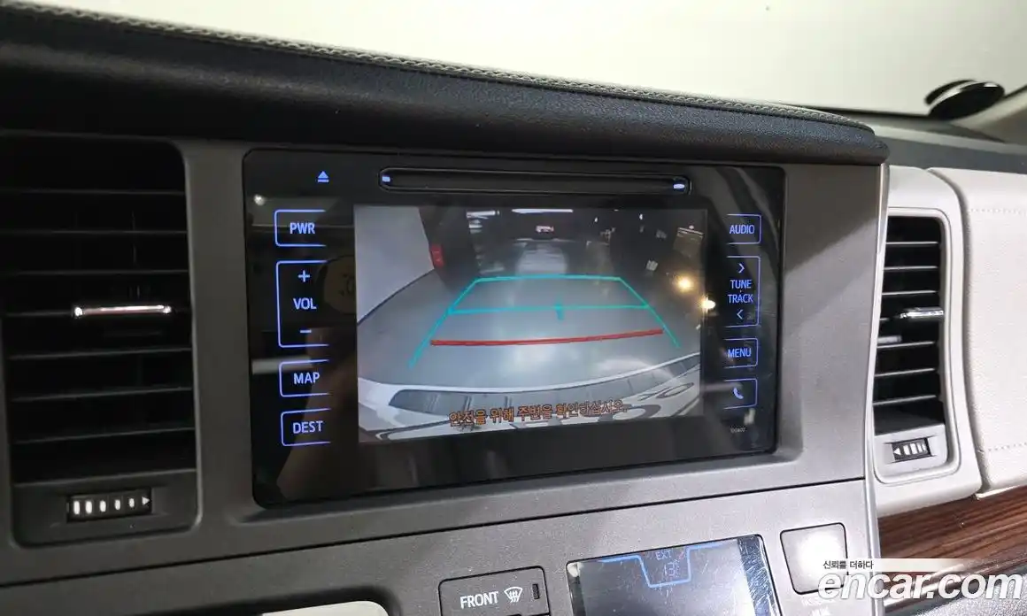 Toyota Sienna 2015 3.5 гидро в Москве № 1323864, фото 22