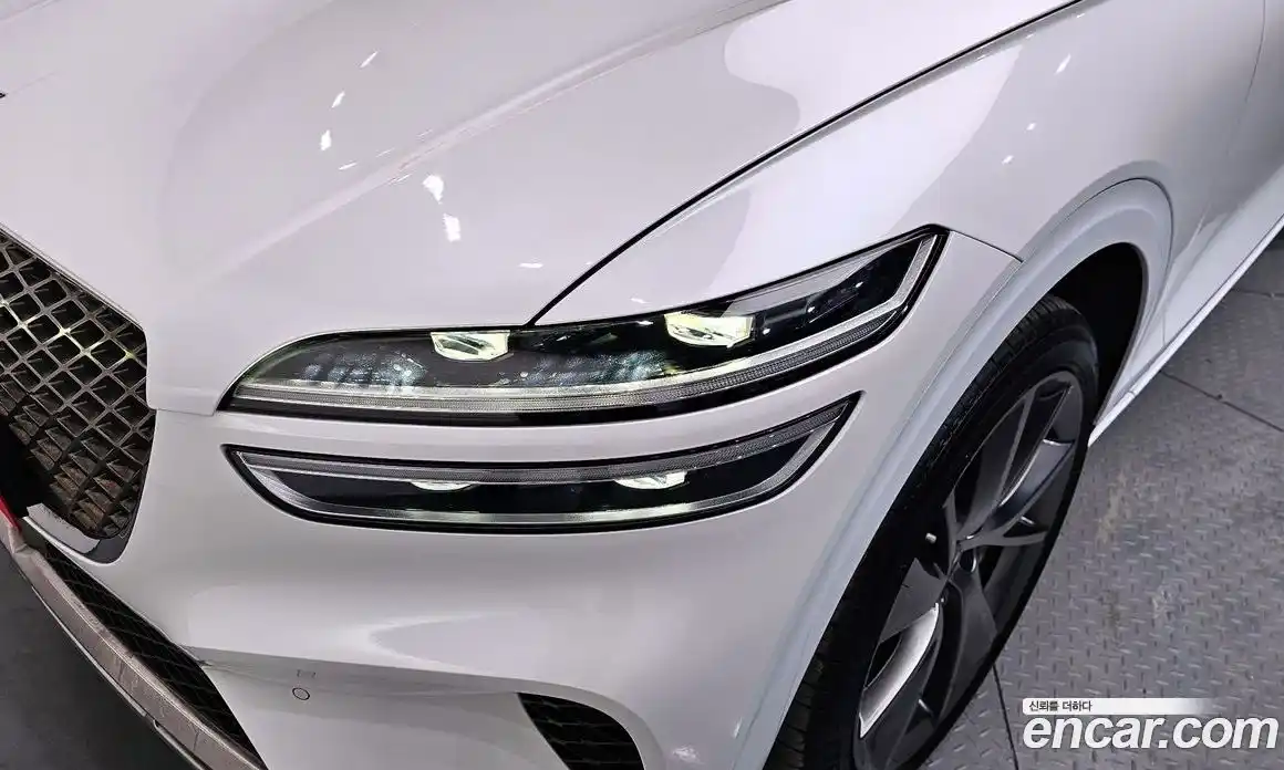 Genesis GV70 2023 2.5 гидро в Москве № 1343290, фото 8