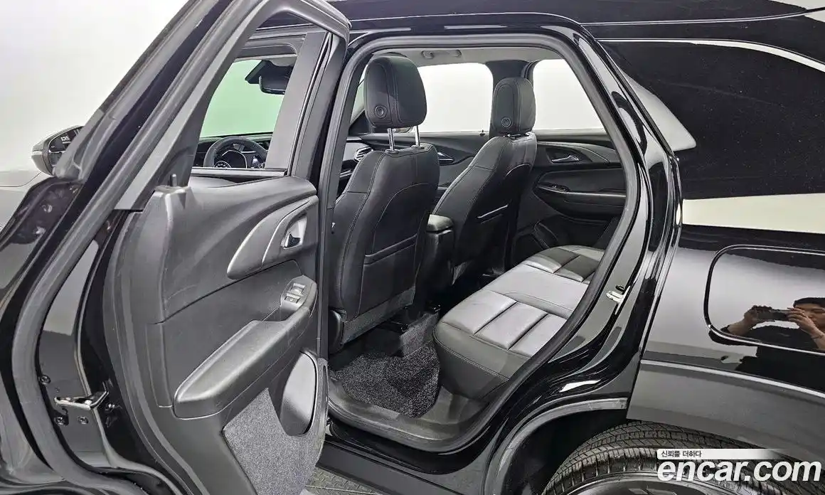 Chevrolet TrailBlazer 2021 1.3 гидро в Москве, фото 17