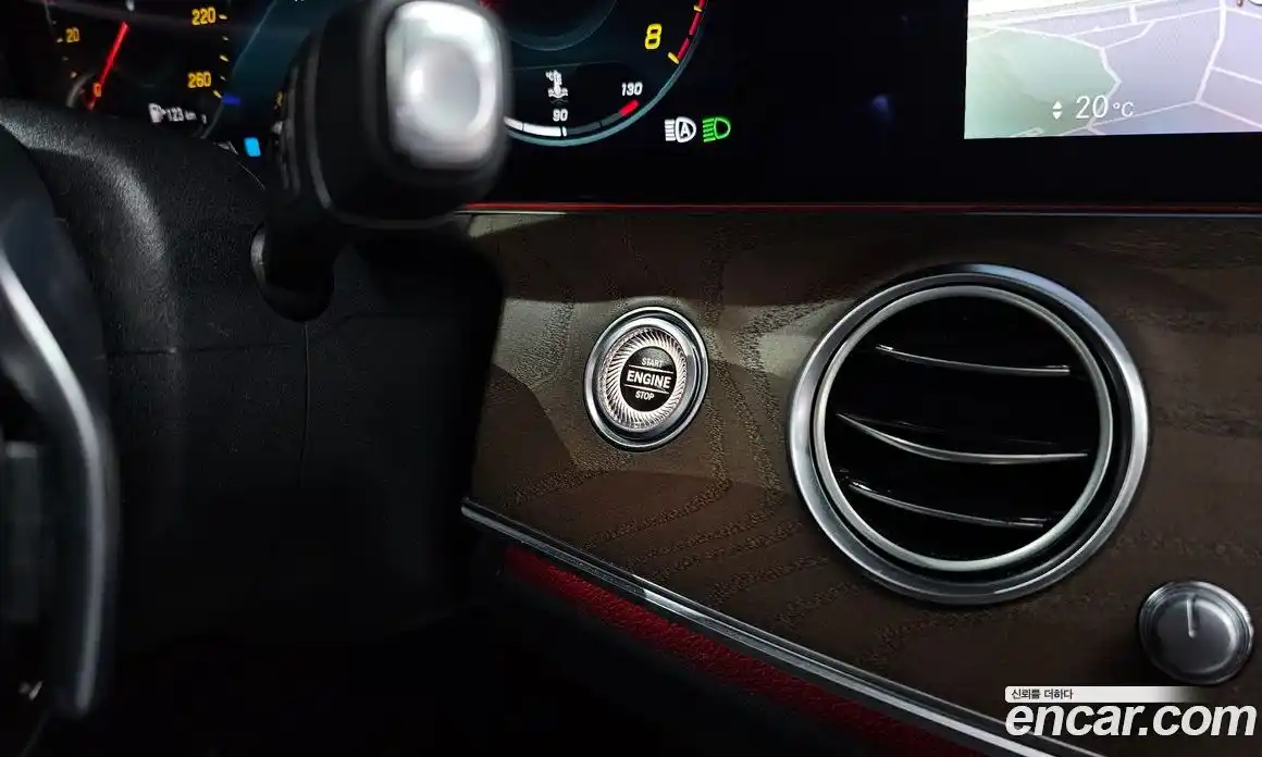 Mercedes-Benz E-Class 2023 2.0 гидро в Москве № 1347925, фото 27