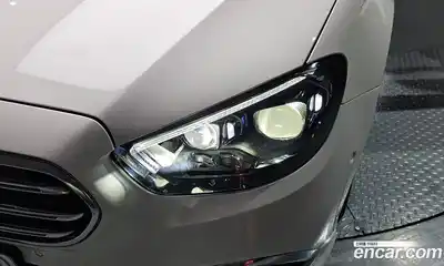 Mercedes-Benz E-Class 2023 2.0 гидро в Москве № 1347925, миниатюра 8