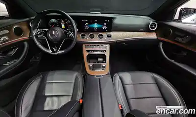 Mercedes-Benz E-Class 2023 2.0 гидро в Москве № 1347925, миниатюра 10