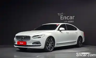 Volvo S90, 2022