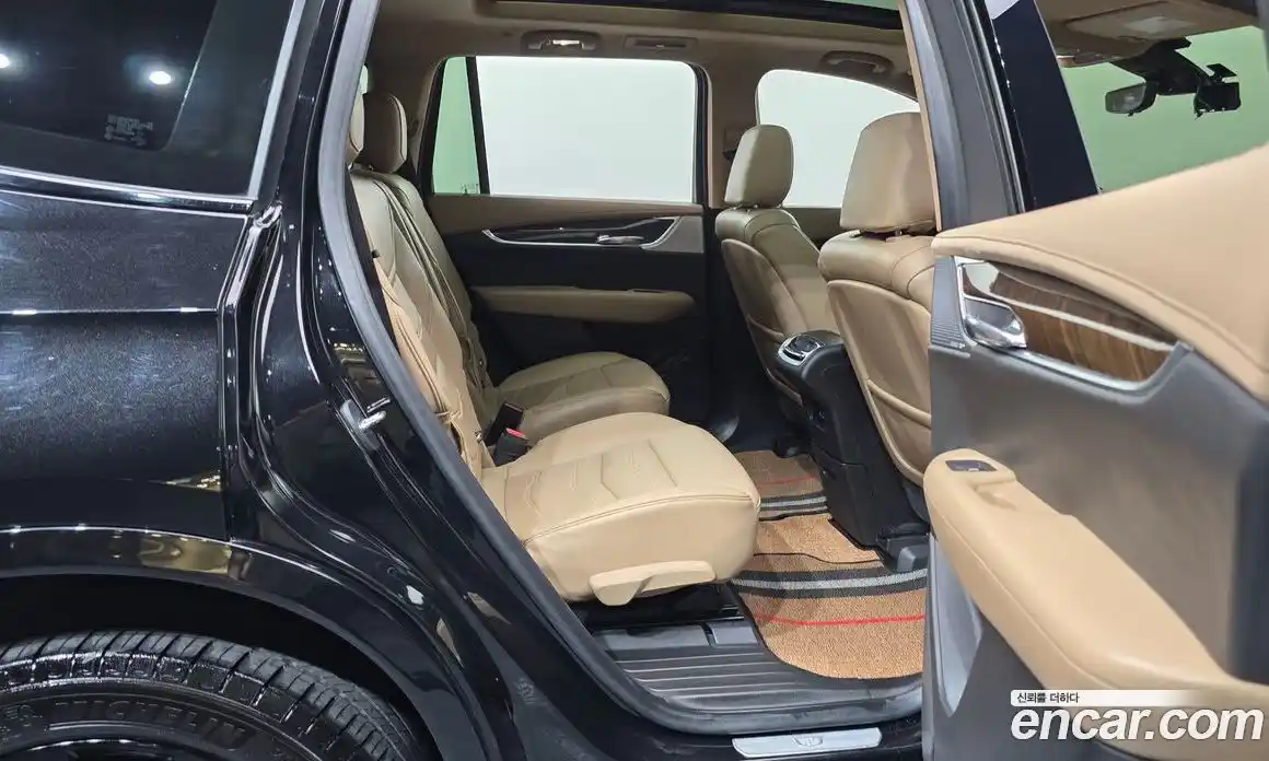 Cadillac XT6 2021 3.6 гидро в Москве № 1351315, фото 17