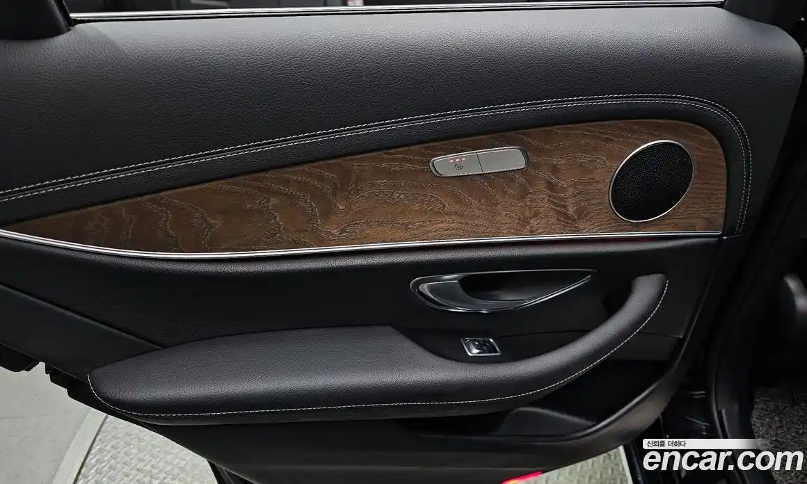 Mercedes-Benz E-Class 2021 2.0 гидро в Москве № 1403701, фото 15